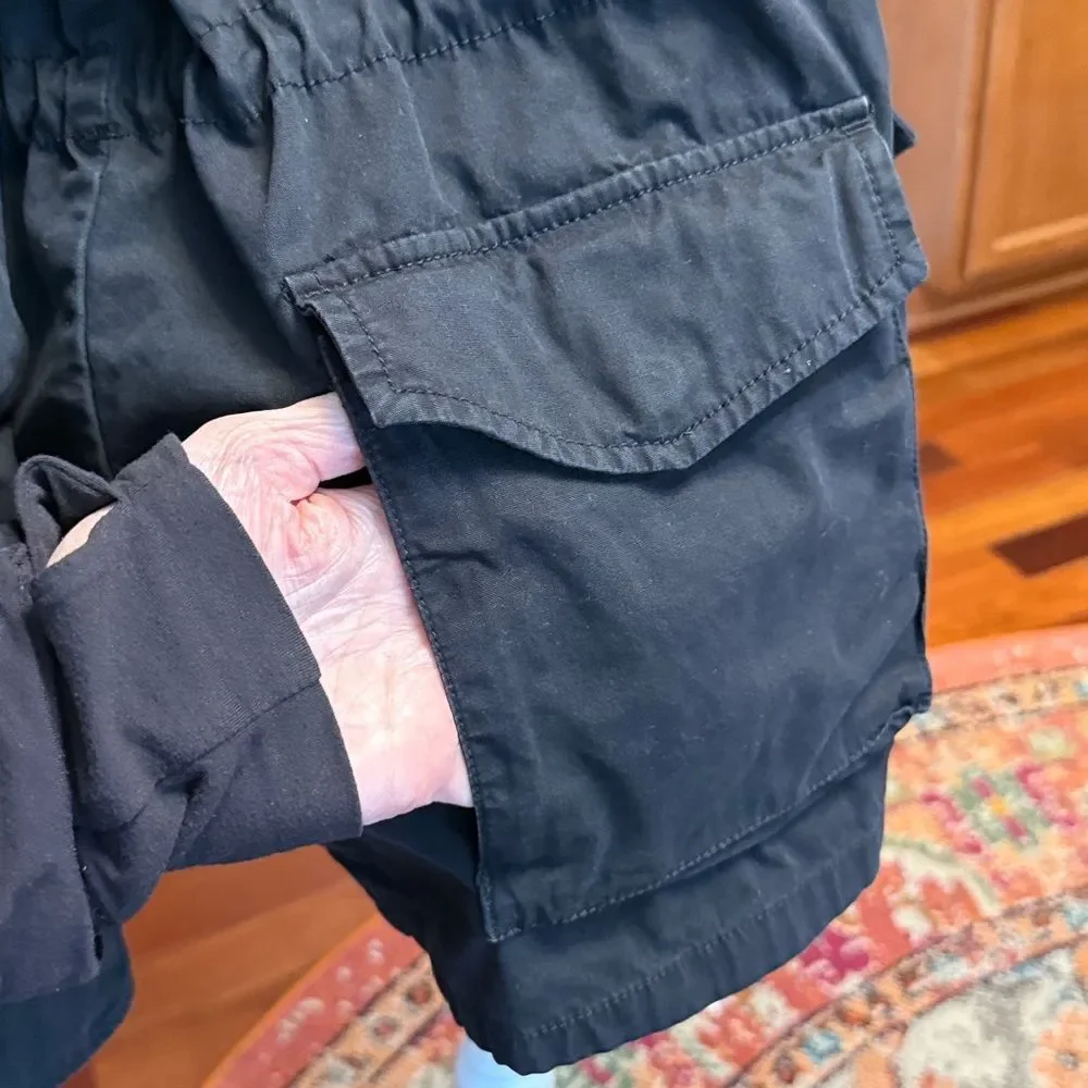 GAP CARGO JACKET BLACK 6 POCKETS MUST HAVE TRANSITIONAL CAPSULE PIECE! EUC SZ M